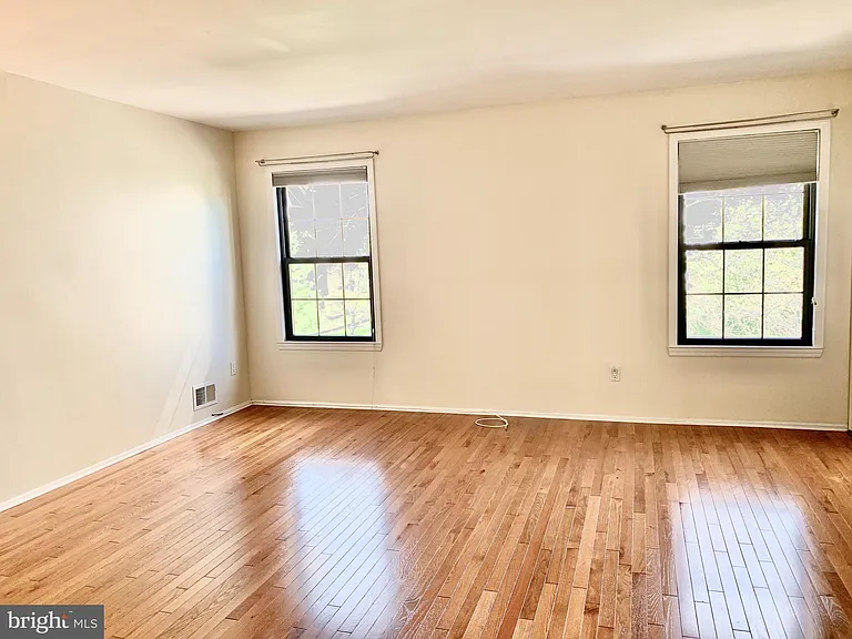 305 Marten Rd — Photo 14