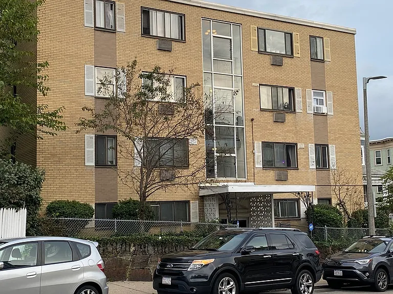 46 Adams St #A5 — Photo 16