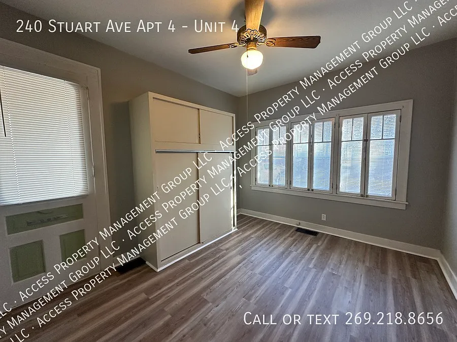 240 Stuart Ave #4