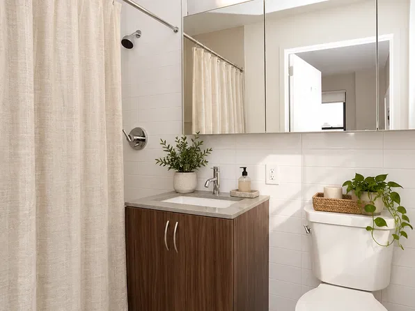 254 Front Street #2J, photo 5