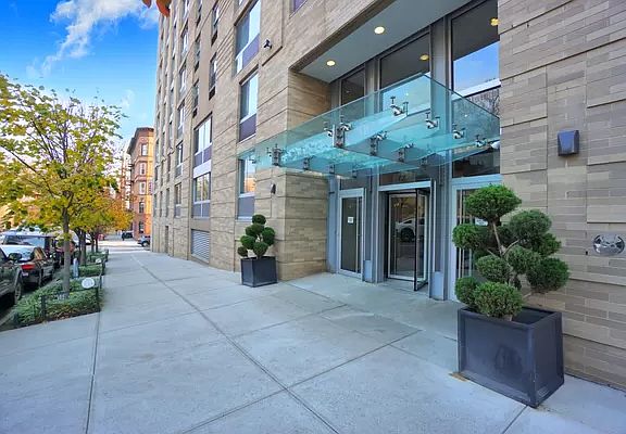 3rd image of 68 Bradhurst Ave APT 4G