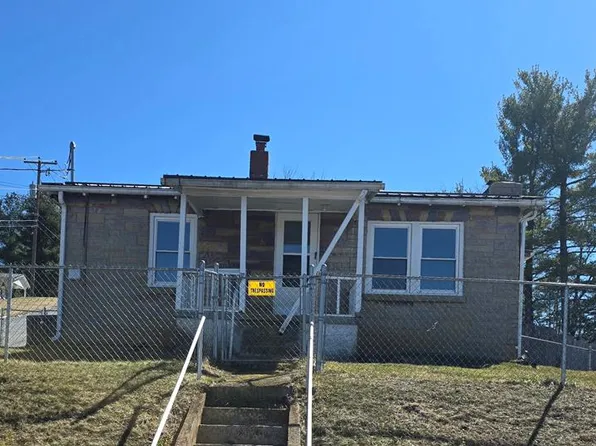 162 Olive St, Marion, VA 24354