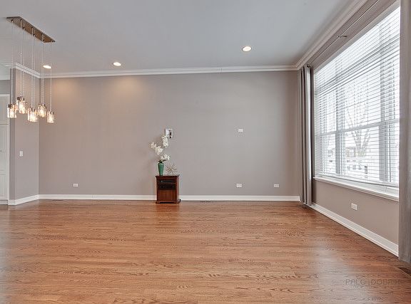 5th image of 5813 W Warwick Ave