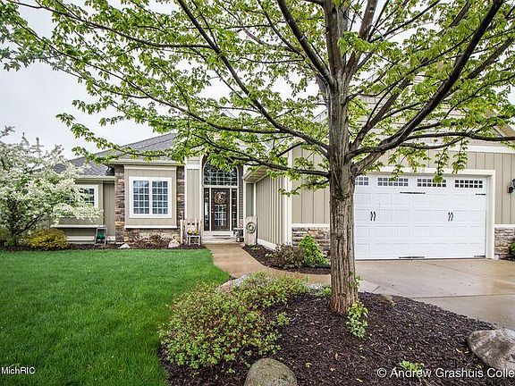 2nd image of 4376 Oak Meadow Dr