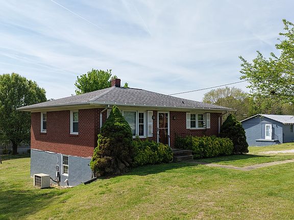 4th image of 13989 Franklin Tpke