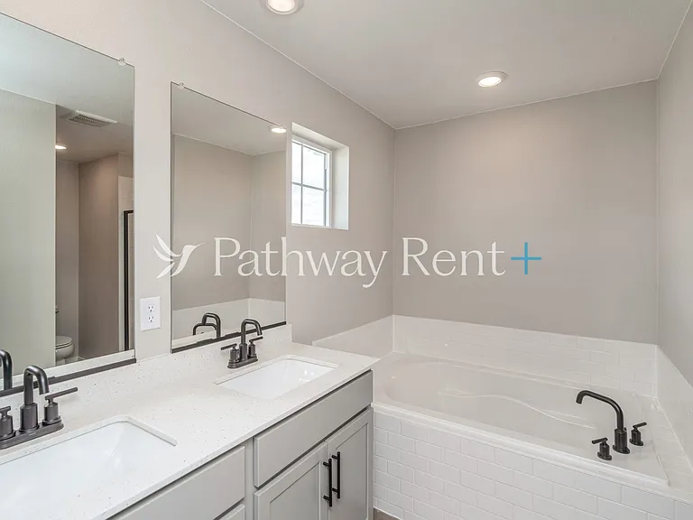 9353 Yampa Ct — Photo 13