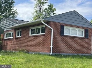 8723 Roper Rd, Parkville, MD 21234