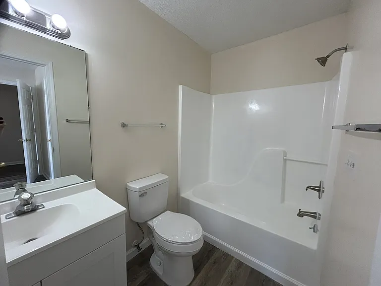 350 Beverly St #123 — Photo 7