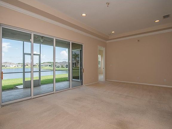 3rd image of 2492 Kensington Greens Dr #2492