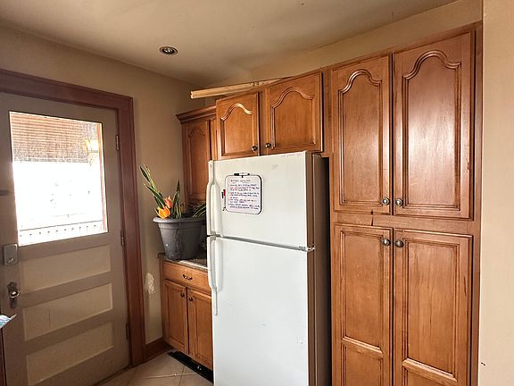 4th image of 5064 Casa Loma Blvd