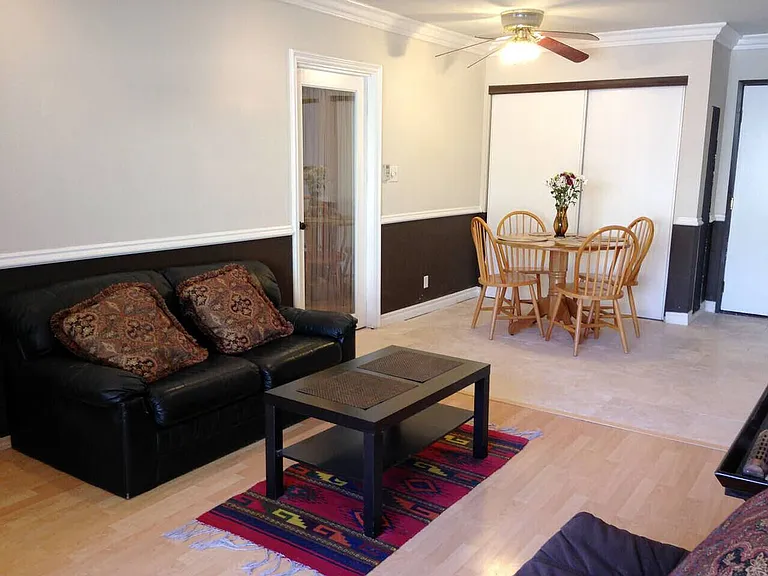20/20 Villa Apts — Photo 15