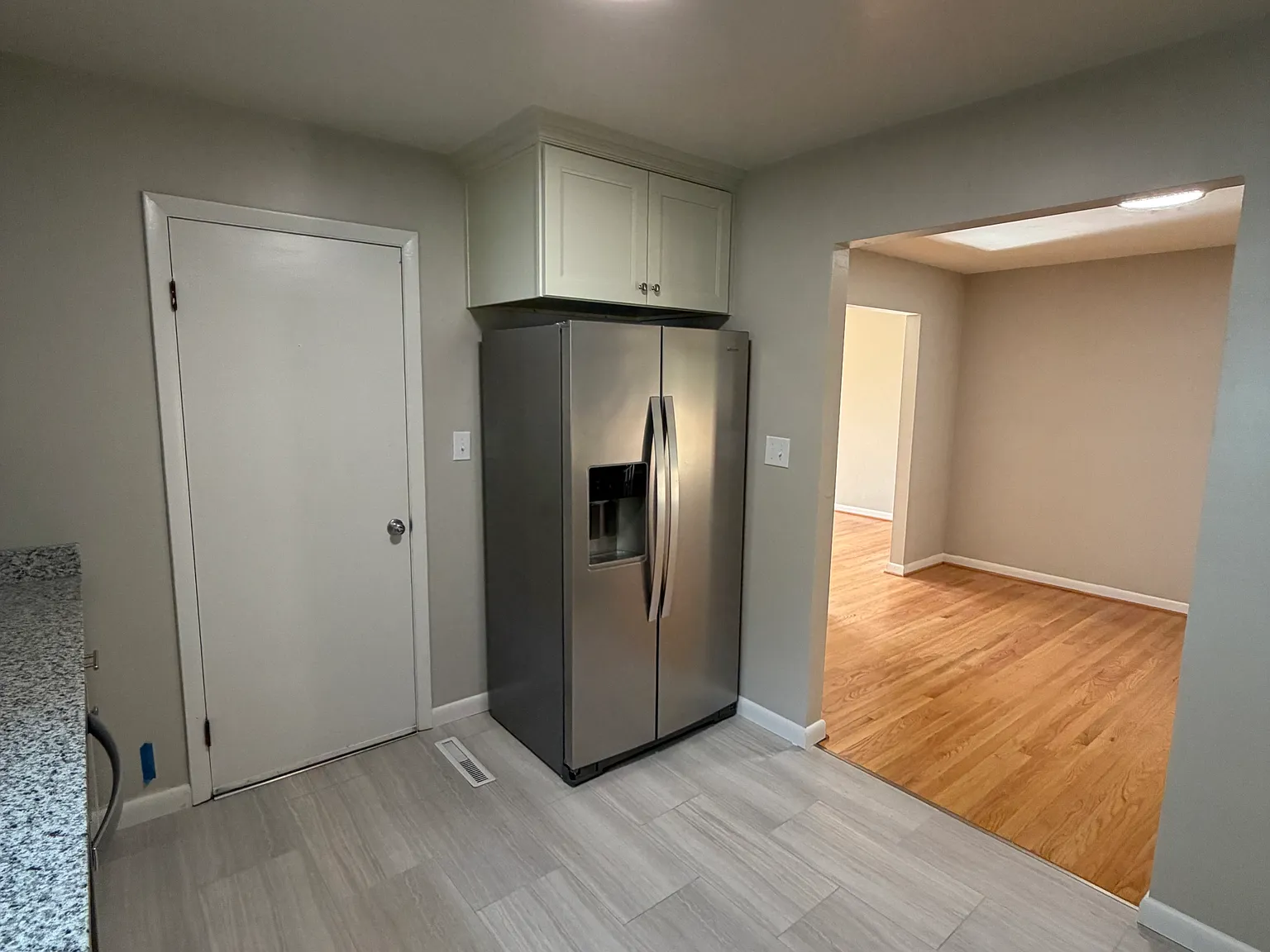 4 bed, 1821 sqft, $2,775 — Photo 3