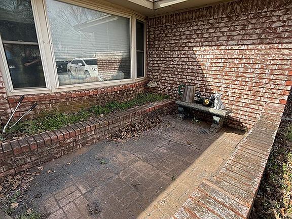 4th image of 7113 N Blue Ridge Rd