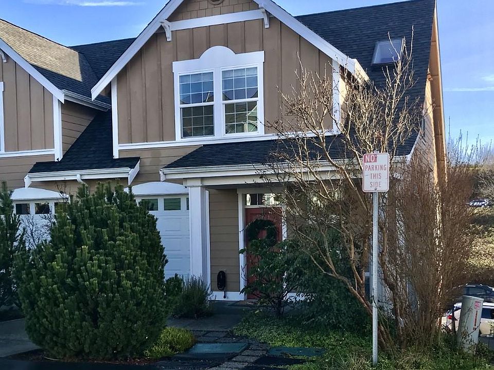 1st image of 19345 Gadwall Ln NE
