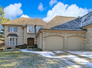 7 Tartan Lakes Cir, Westmont, IL 60559