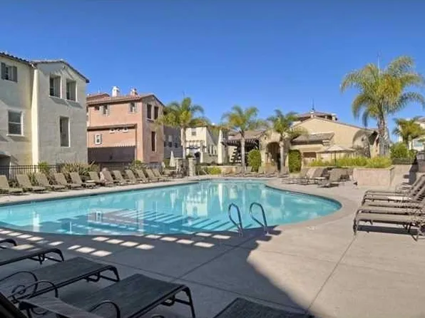 532 Almond Rd, San Marcos, CA 92078