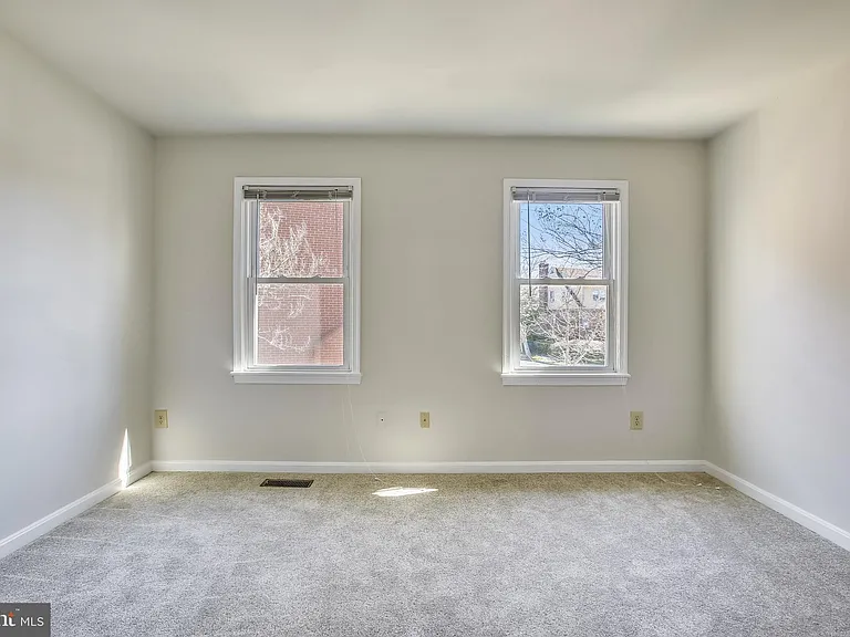 1525 Oronoco St — Photo 20