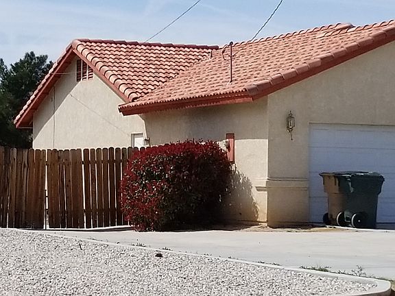 4th image of 7884 Montrose Ave