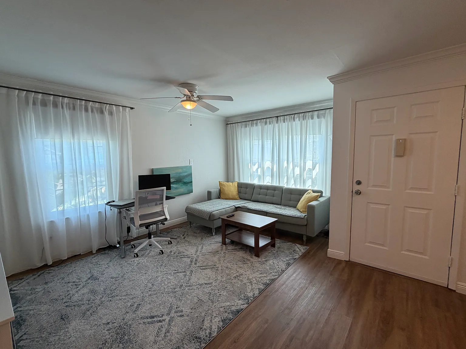 2 bed, 884 sqft, $2,000 — Photo 4