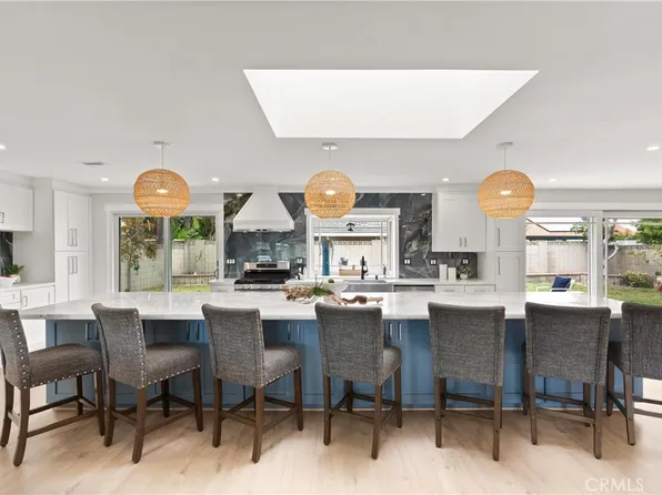 10241 Wesley Cir, Huntington Beach, CA 92646