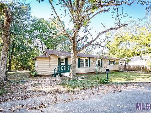 4th image of 1545 Parkway Dr