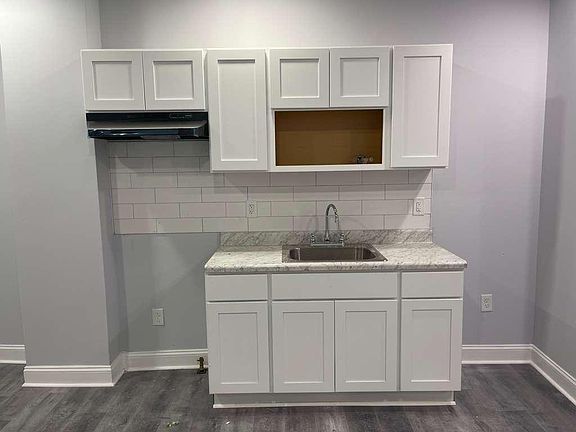 4th image of 1212 W Allegheny Ave #G