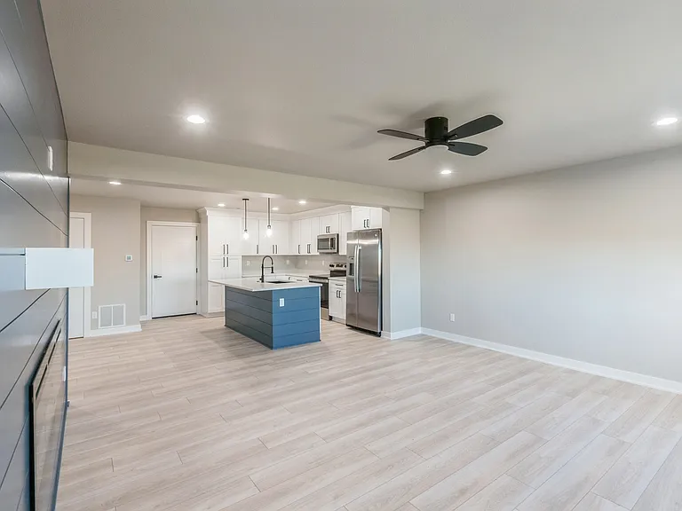 14433 Springbrook Trl — Photo 12