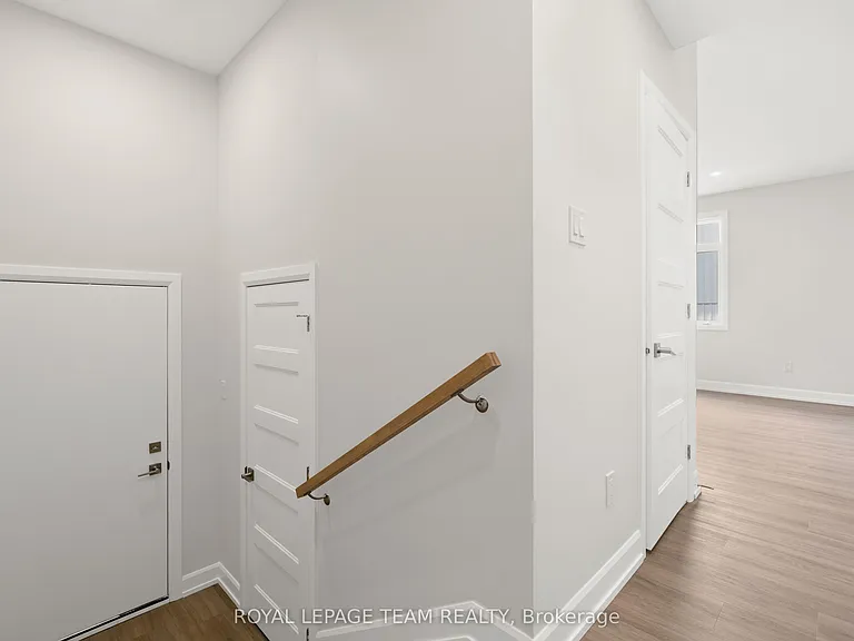 6952 Notre Dame St #B — Photo 3