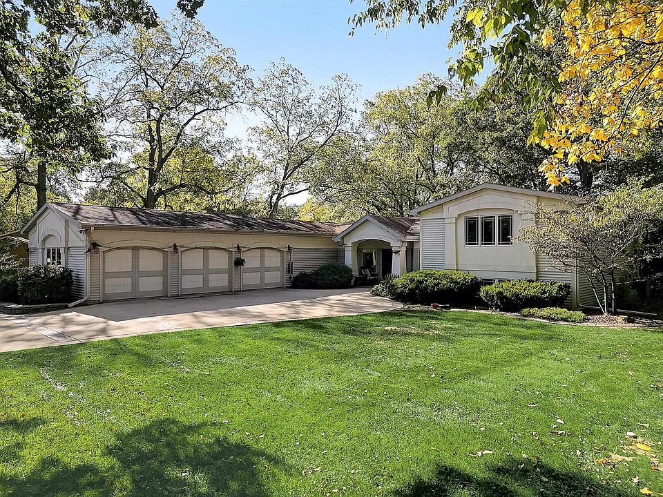 1st image of 6374 Goose Lake Dr