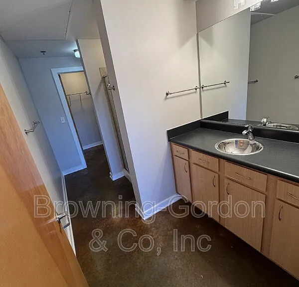 1803 Broadway #426 — Photo 11