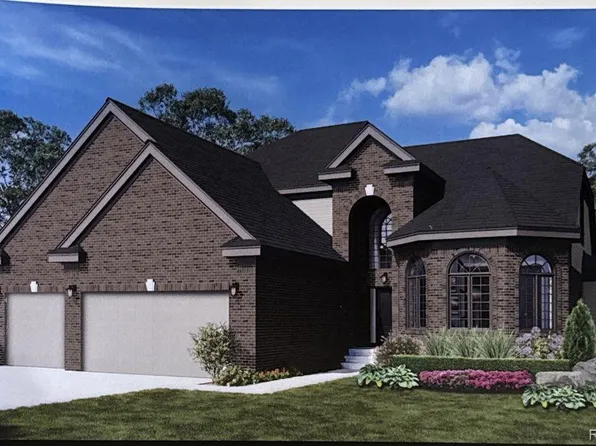 19816 Joy Dr, Macomb, MI 48042