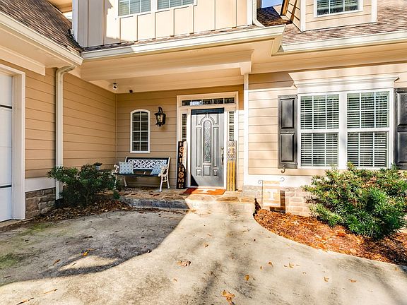 4th image of 125 Zachary Dr