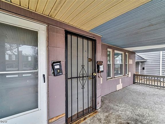 3rd image of 6904 Lawn Ave