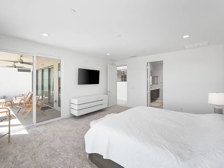3618 Taylor Dr — Photo 40