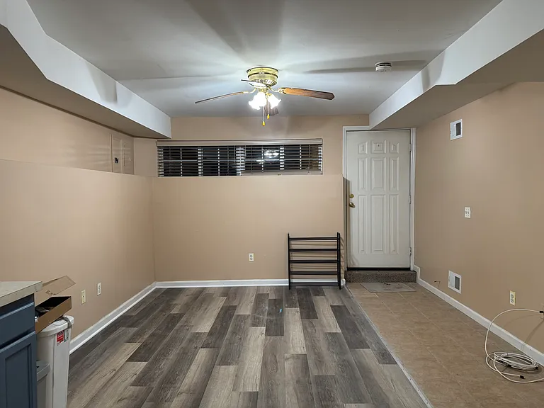 29 Clay Pit Rd #1 — Photo 2