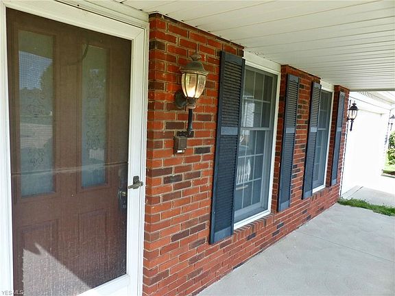 5th image of 9591 Dublin Ln