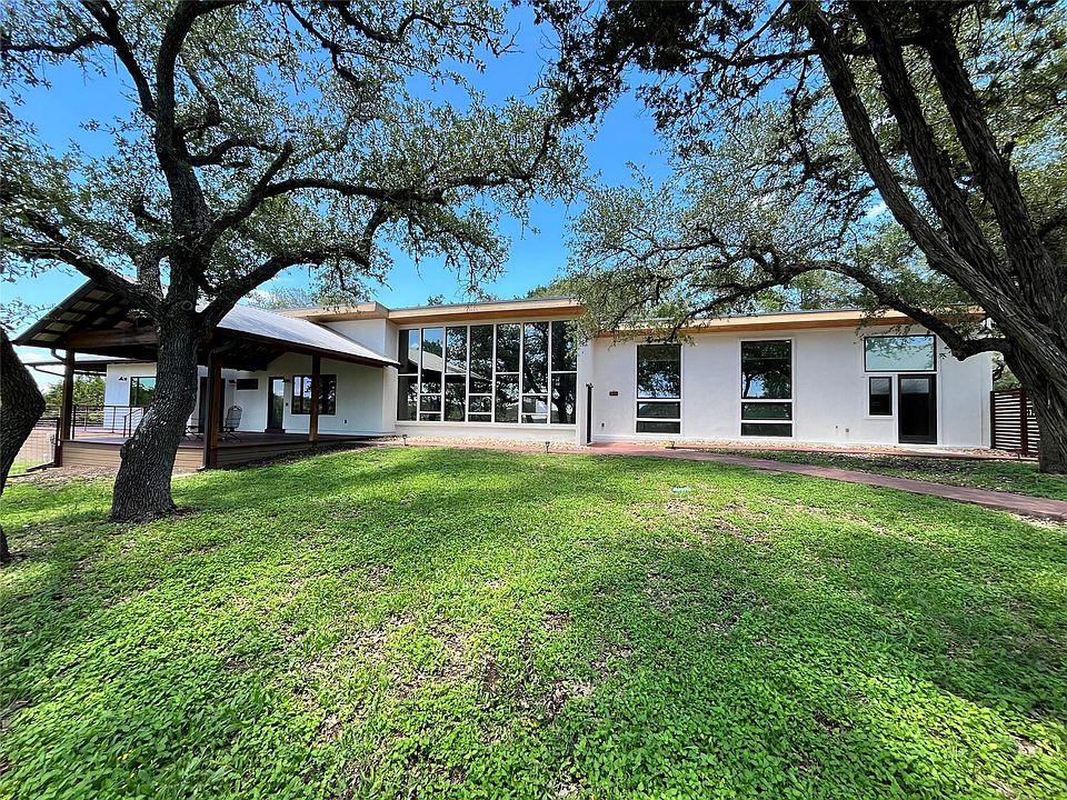 1st image of 307 Mesa Dr