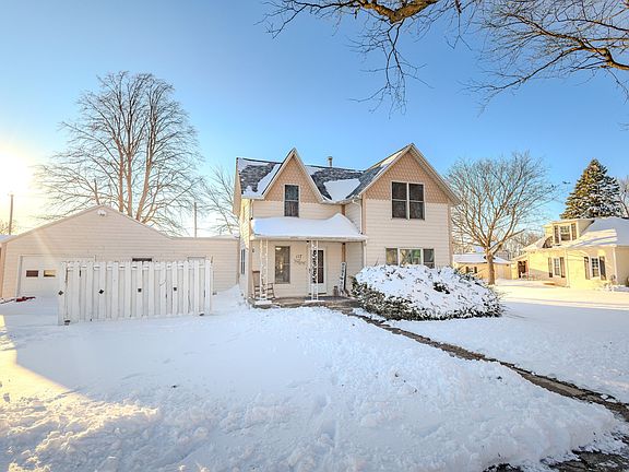 3rd image of 117 N Martha St