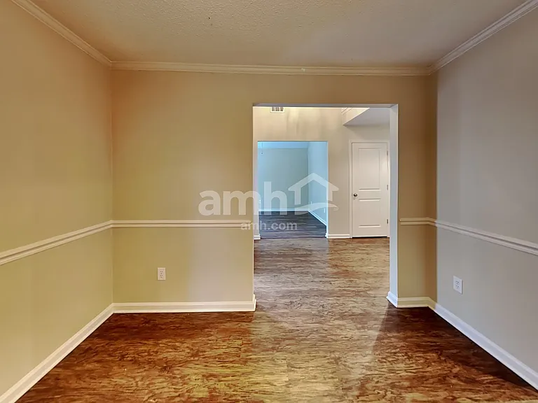 581 Thornbush Trce — Photo 7