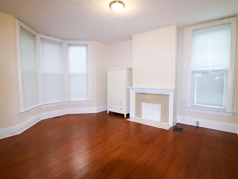 2620 Eden Avenue — Photo 6