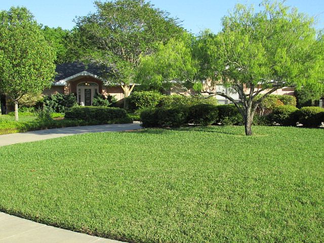 1st image of 213 Willowbend Dr