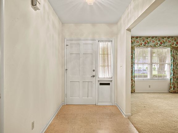5th image of 4222 Saint Francis Cir