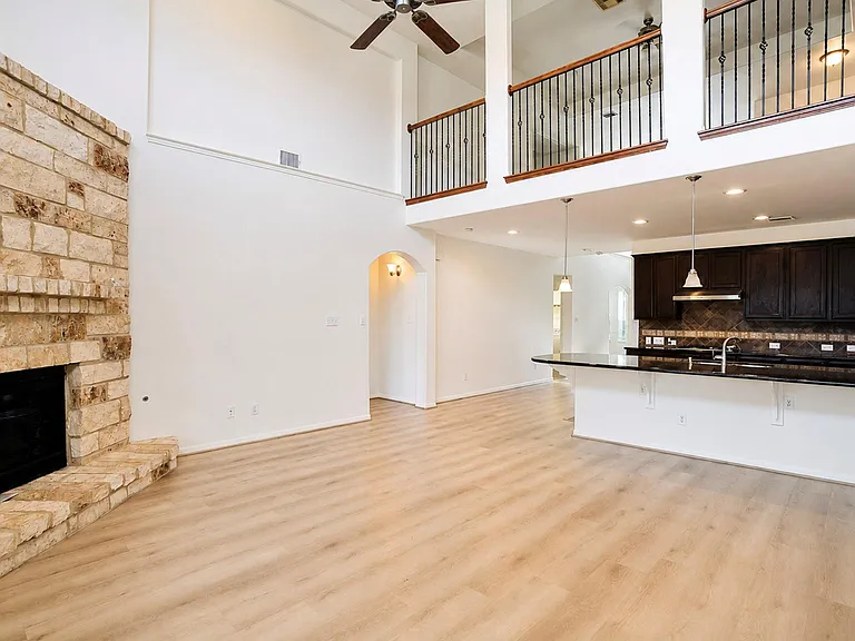 3303 Belmont River Ln — Photo 12