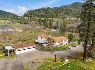7511 Hugo Rd, Grants Pass, OR