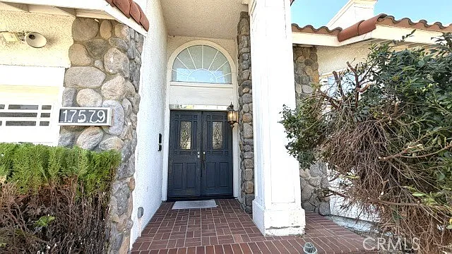 4 bed, 3786 sqft, $4,900 — Photo 2