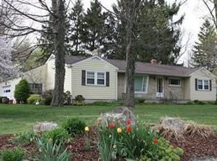 2862 Kent Rd, Stow, OH 44224