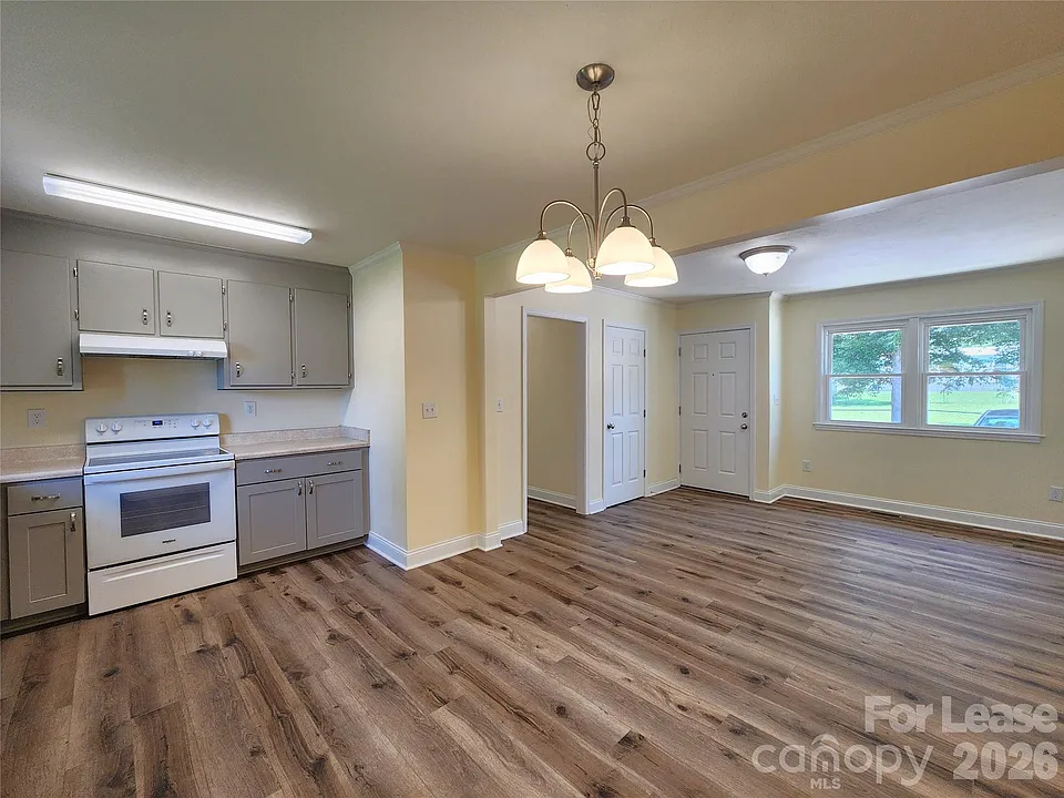 705 China Grove Hwy #4