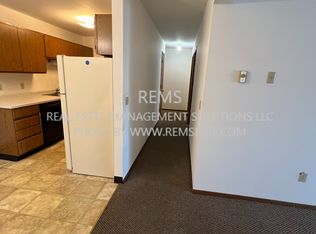 564 E Slifer St, Portage, WI 53901