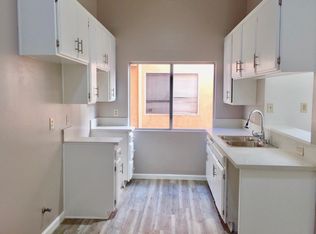 7004 Jordan Ave APT 202, Canoga Park, CA 91303