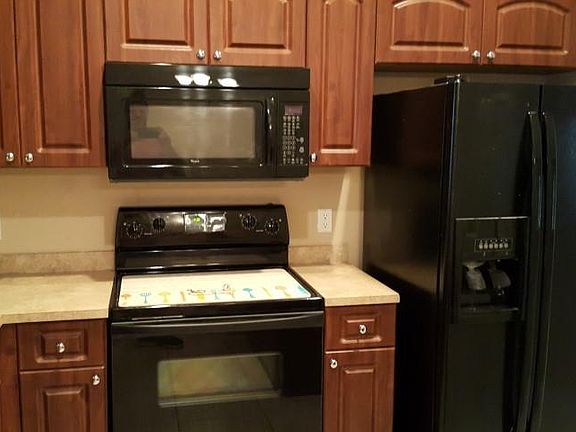 2nd image of 1241 Decature St E